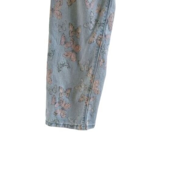 Laurie Felt Woman's 12 Boyfriend Jeans Relaxed Fit Butterfly Print Whimsical - Picture 2 of 8